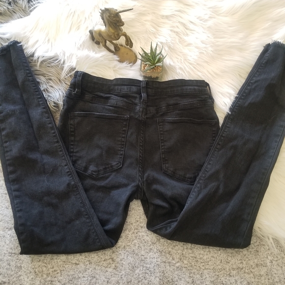 JOHN GALT Black Jean with Frayed Ankle - Picture 2 of 7